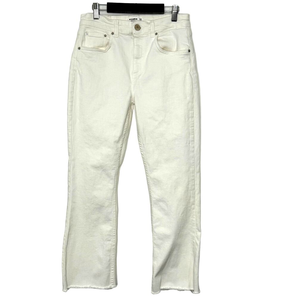 Pull & Bear raw hem cropped jeans Women's Size 6 White